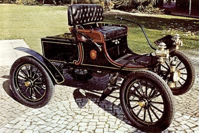 1902 Olds Curved Dash runabout